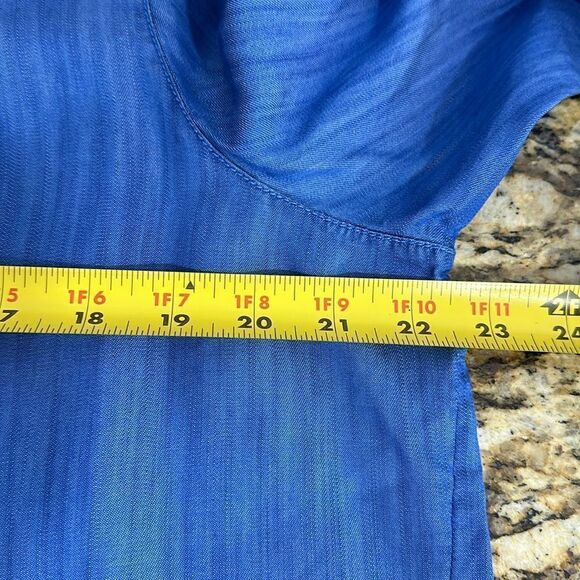Foxcroft Blue Chambray Hi-Lo Hem 3/4 Sleeve Button Up Shirt Size 14 - Picture 8 of 10